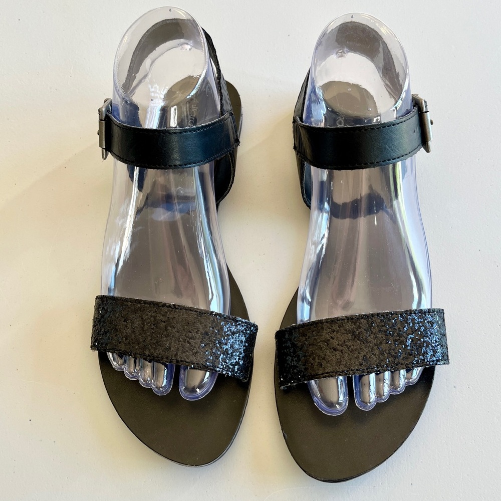 Xhilaration Black Sparkly Glitter Sequin Strappy Sandals Size 8